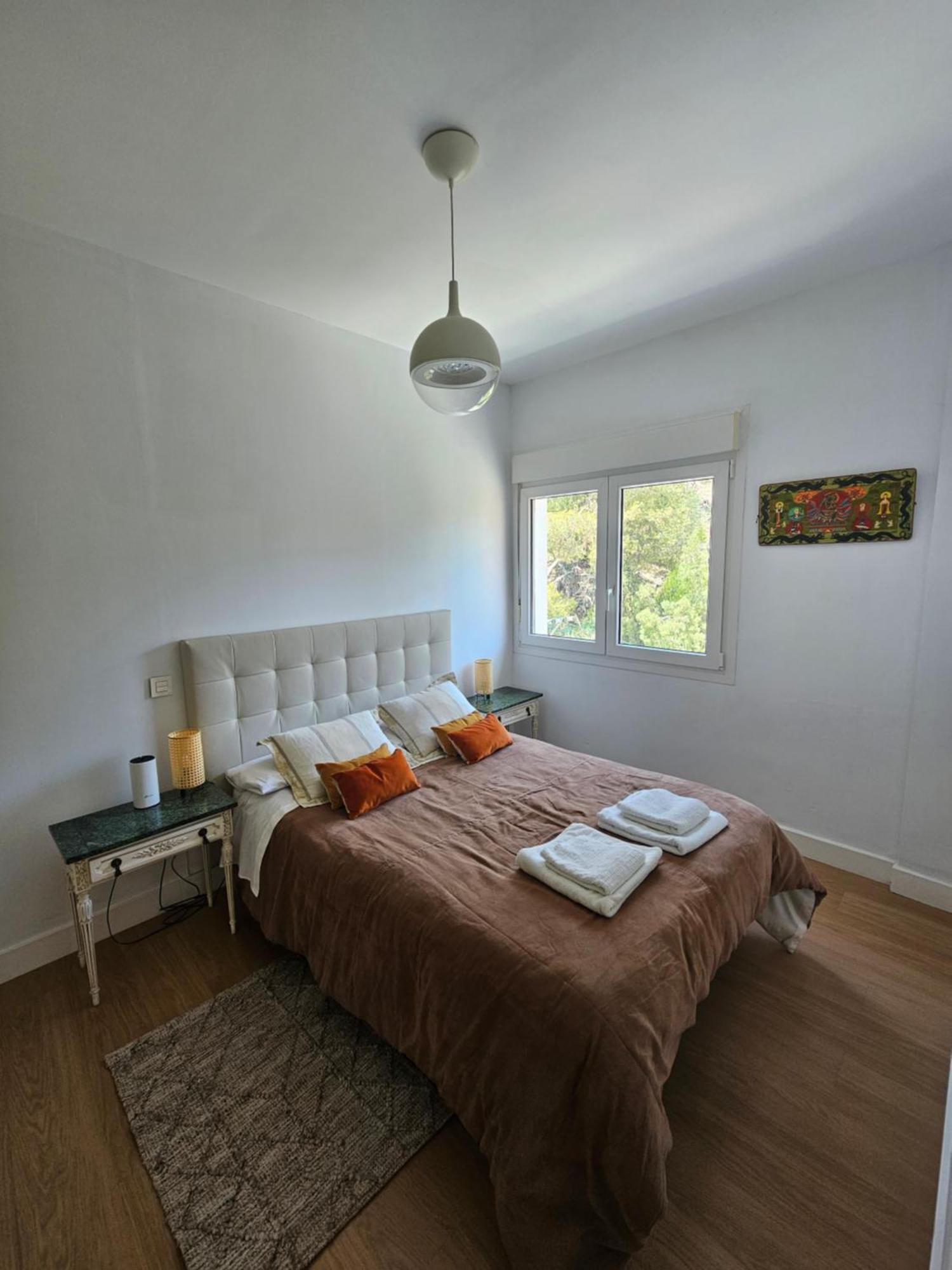 Malagueta Penthouse Premium Daire Málaga Oda fotoğraf