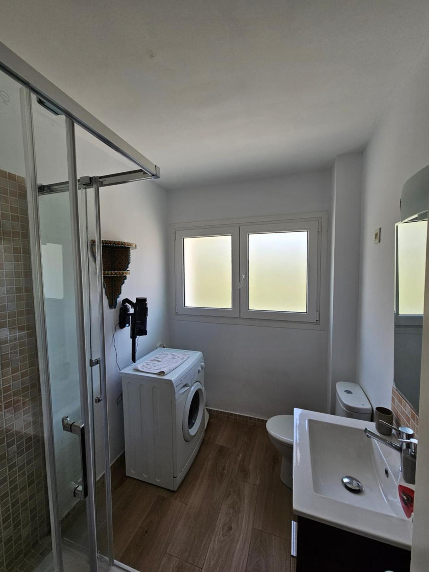 Malagueta Penthouse Premium Daire Málaga Oda fotoğraf